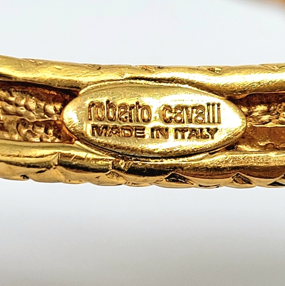 Roberto Cavalli AMAZING and RARE Gold Egyptian Scarab Charm Bangle Bracelet - Picture 13 of 15